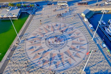 発見のモニュメント