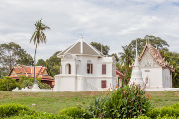 Fototapeta na wymiar white temple on island