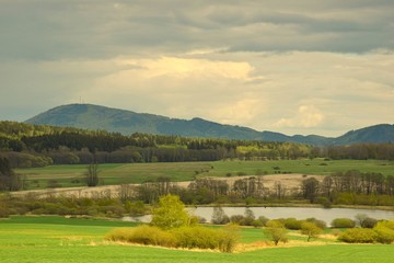 Krajobraz z widokiem na Chełmiec