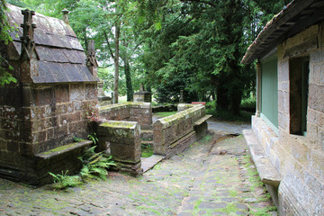 Naklejka premium our lady oratory and fountain in Daoulas in brittany (france)