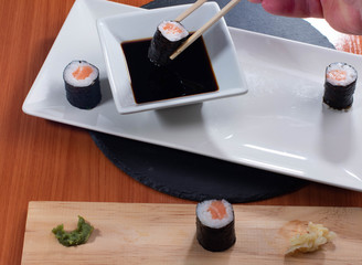 ready to eat the delicious salmon shusi