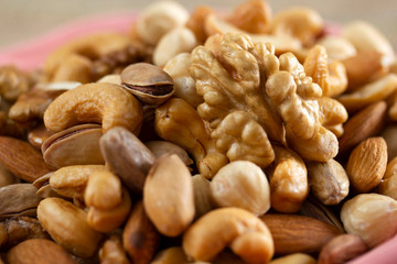 Cashews, pistachios, almonds, walnuts, hazelnuts. Mixed nuts.