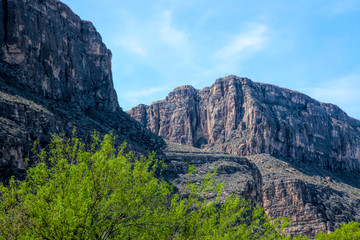 Fototapeta premium Cliff wall between Mexico and the USA
