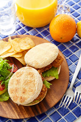 フライドチキンサンド