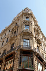 Fototapeta na wymiar Vaci Utca - historic house corner - Budapest