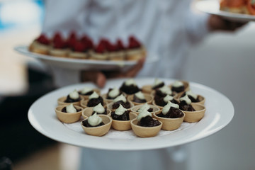 Gastronomía. Platos de catering para bodas y eventos