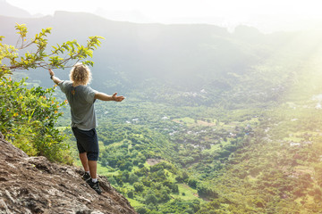 Naklejka premium view from the top of mountain