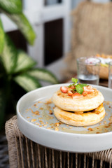 pancakes with fruits