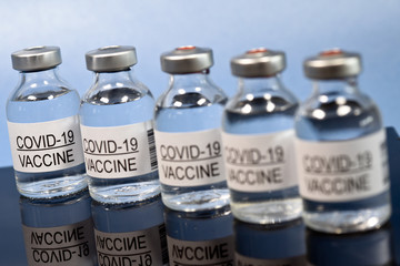 medecine covid-19 coronavirus sciences recherche vaccin remede laboratoire pharmaceutique