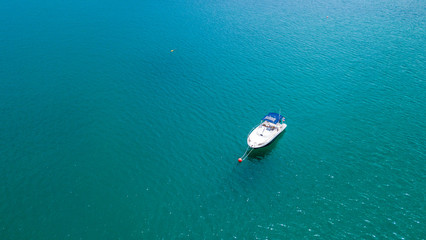 Fototapeta premium Smail sport boad moored in the Andaman sea.