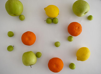 Colorful fruit 