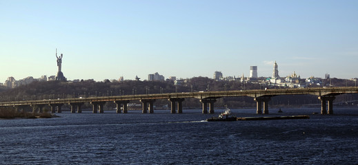 Fototapeta premium Paton Bridge in Kiev