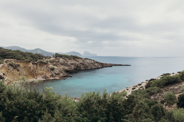 Vistas Ibiza, mar y acantilados