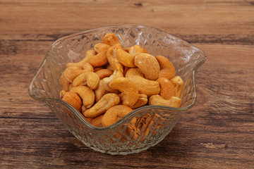 Cashew heap in the bowl