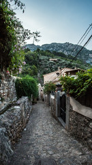 Fornalutx calles con encanto y pasaje 