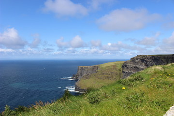 Fototapeta na wymiar cliffs of moher ireland