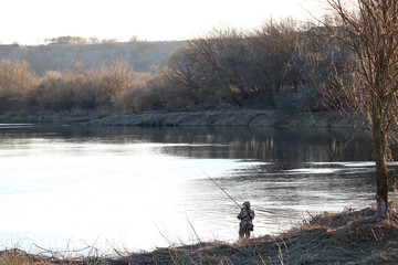 Fototapeta na wymiar fishing on the river 
