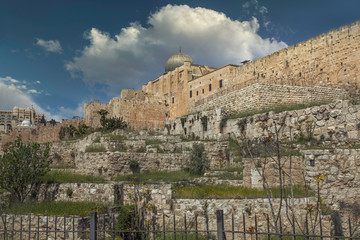 Fototapeta na wymiar Al-Aqsa Mosque surrounded by walls and ancient ruins in Old City of Jerusalem, Israel