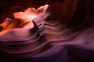 Canyon curve so incredible at Upper Antelope. Canyon have beautiful edge.light and shadow make it so nice. selective focus.