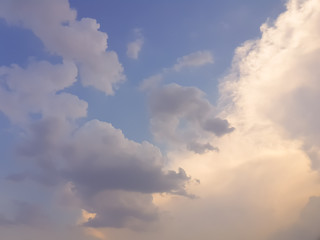 Obraz premium beautiful dramatic blue sky with clouds