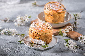 Modern Easter layered cruffin with spring flowers