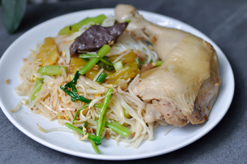 noodles without soup or chicken noodles
