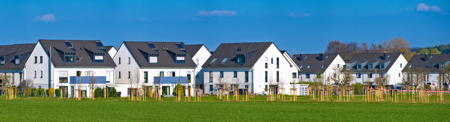 Eine Neubausiedlung am Feldrand in Frankfurt © Frank Wagner