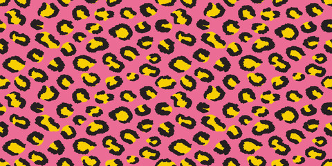 Leopard background. Seamless pattern.Vector.
豹柄パターン