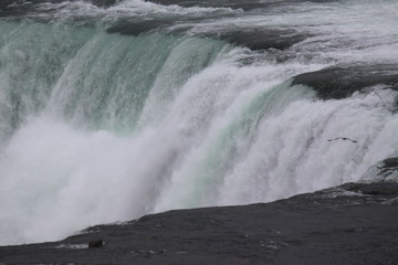 NIagara falls in autumn