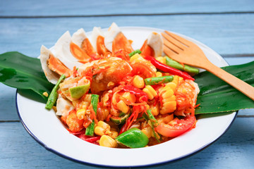 Thai papaya and corn salad