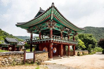 건축, asia, 건물, 고대, 여행, 지붕, 전통, 문화, 나이든, sky, 한옥, 닛폰, 나무로 되는, 신앙, home, 베이징, 사, blue, 경계표, 역사, 관광, 사자, 석탑, 양식, 건축양식, 서까래, 기와장, 기와, 기단, 초석, 창호, 처마, 지붕, 사당, 단청, 대문채, 문화유산, 건축문화, 건축양식, 한옥양식, KOREA STYLE HO