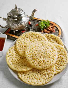 Recette des Cr&ecirc;pes aux mille trous ou Baghrir