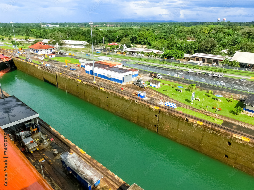 Wall mural View of Panama Canal from cruise ship