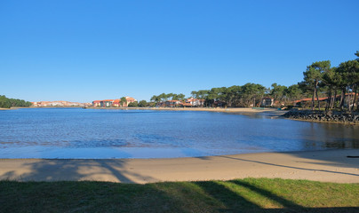 Lac marin de Vieux-Boucau dans les Landes en France