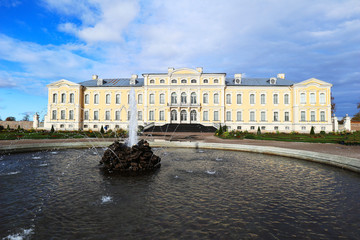 Fototapeta na wymiar The Rundale Palace, Rundāles Pils,  Zemgale, Latvia, Europe