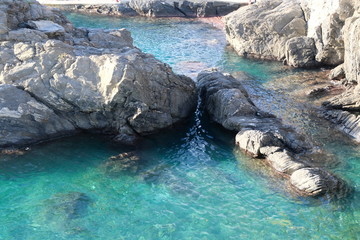 Fototapeta premium Clear waters of Cinque Terre in Italy