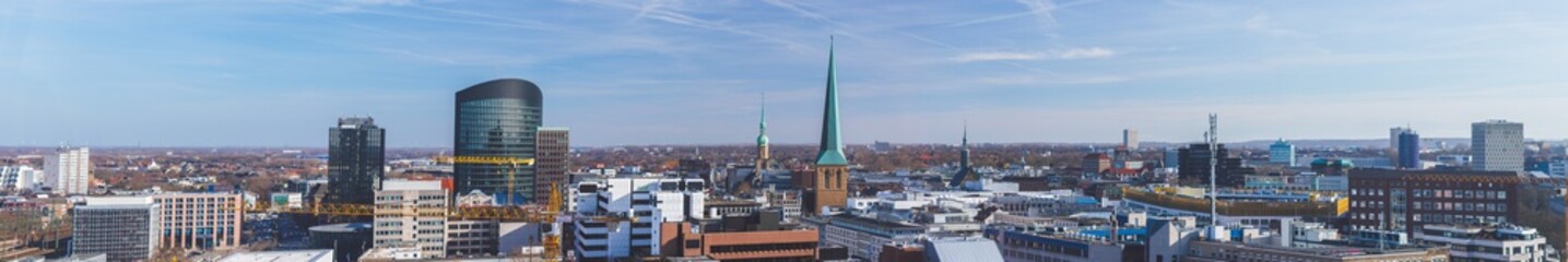 Fototapeta na wymiar Wide skyline panorama of Dortmund, Germany