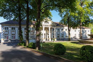 Front des Thermalbadehauses in Bad Neuenahr