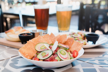 Tuna ceviche and beer
Ceviche de atun fresco