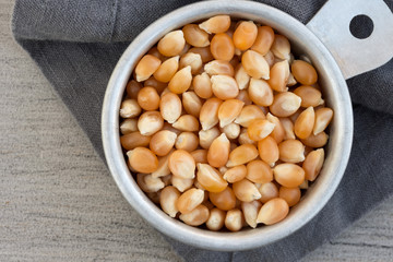 Popcorn Kernels in a Measuring Cup