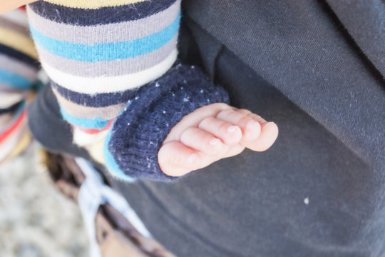 かわいい赤ちゃんの足の指のイメージ
