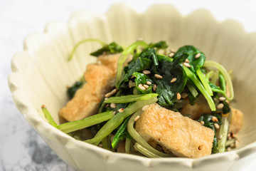 三つ葉と油揚げの和え物