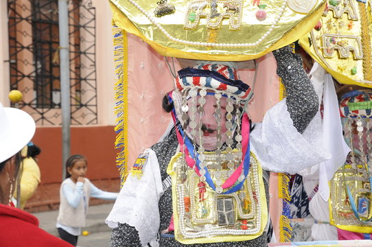 Inty Raymi fiesta clasica de celebraci&oacute;n por el solticio que se celebra en el Sant&oacute;n Salcedo provincia de Cotopaxi Ecuador