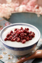 Chinese traditional dessert, red bean double skin milk
