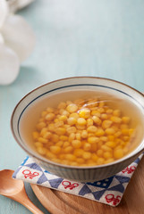 Chinese traditional dessert, corn syrup
