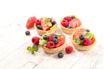 fruit tart with strawberry, raspberry and blueberry