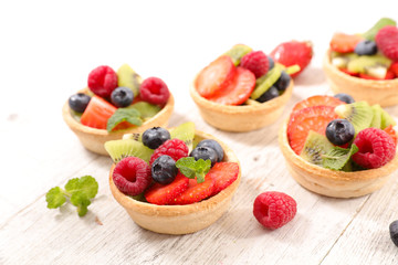 fruit tart with strawberry, raspberry and blueberry