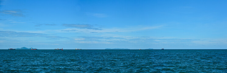 Obraz premium Panorama Blue sky with clouds over the sea, wallpapers, seascape, background