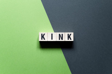 Kink word concept on cubes