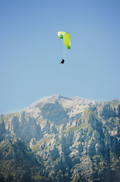 Paragliding